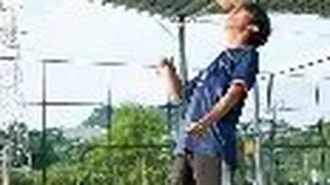 潘粤明体重增加，休闲装扮下小腹突出引人关注